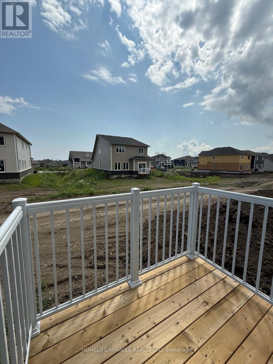 61 Royal Oak Crescent, Loyalist, ON, K0H 1G0 - 11