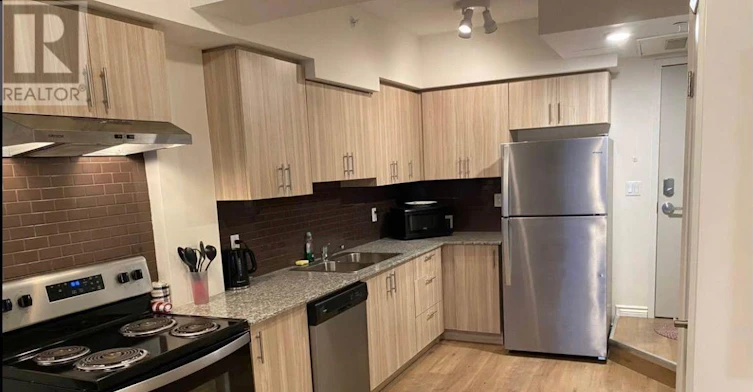 B602-275 Larch Street, Waterloo, ON, N2H 0J2 - 2