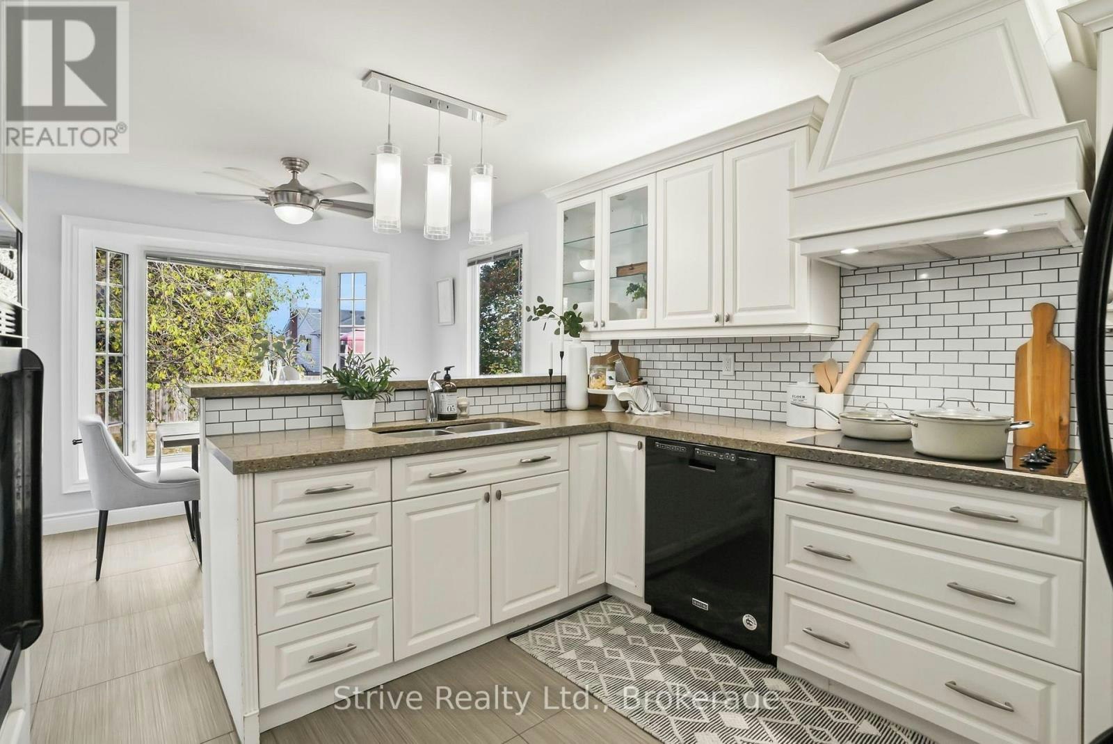 UPPER-23 Cherry Blossom Crescent, Clarington, ON, L1E 1G9 - 9