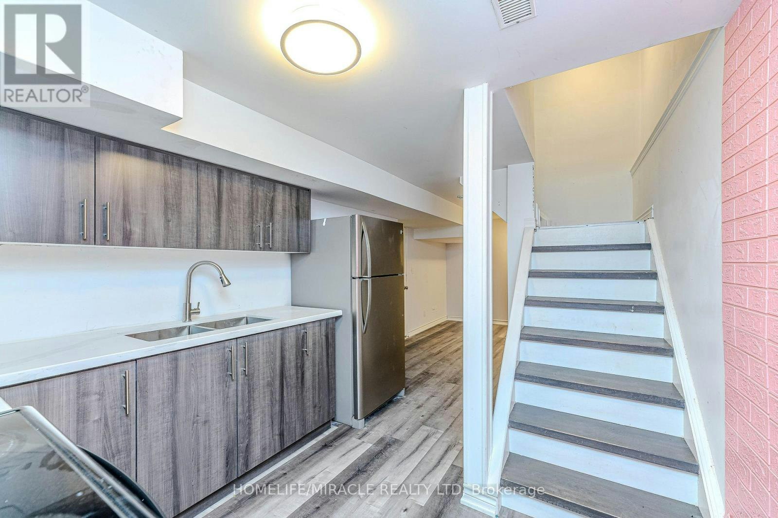 851 Bennett Court, Oshawa, ON, L1K 1V3 - 35