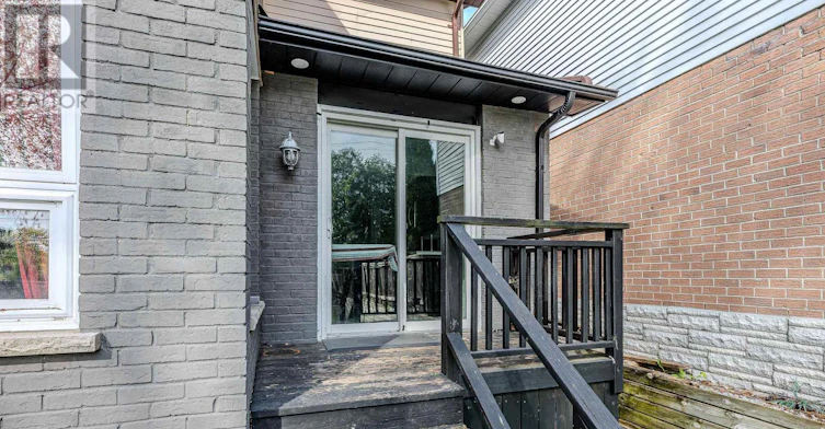 851 Bennett Court, Oshawa, ON, L1K 1V3 - 4