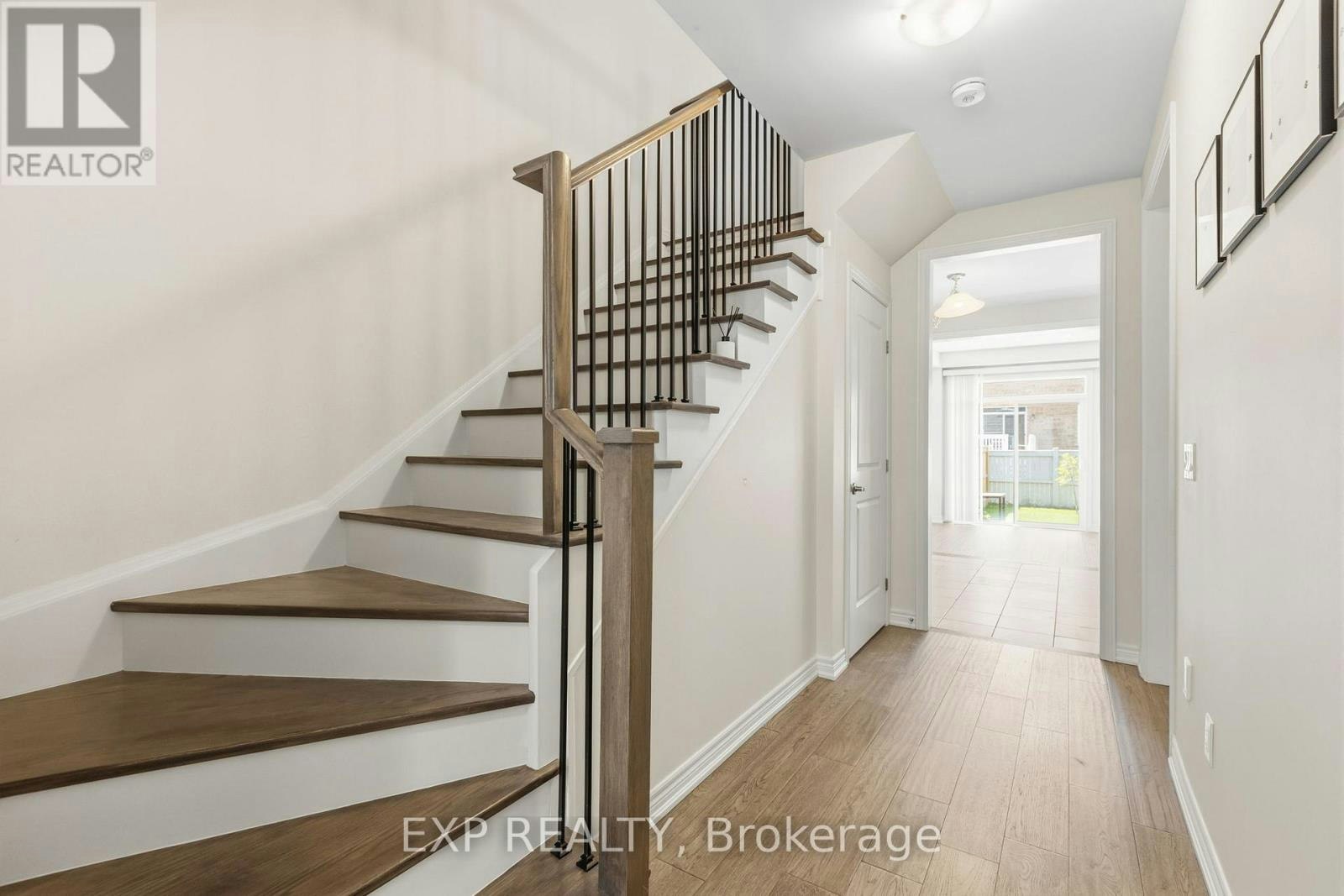 289 Raymond Road, Hamilton, ON, L9K 0H8 - 4