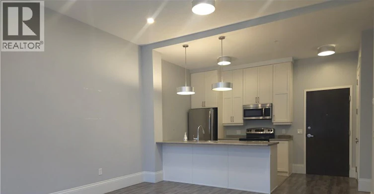 202-112 King Street E, Hamilton, ON, L8N 1A8 - 3