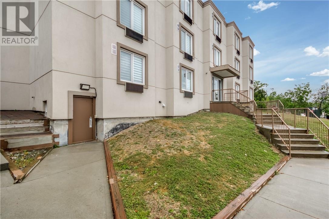 302-1755 Regent Street, Greater Sudbury, ON, P3E 3Z7 - 3