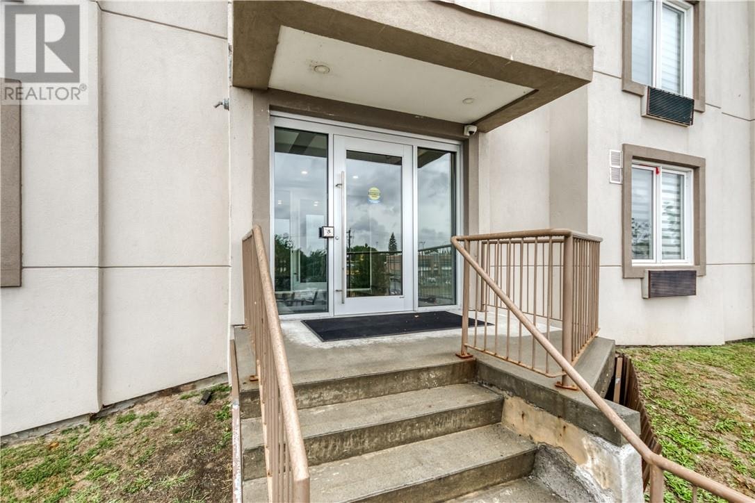 302-1755 Regent Street, Greater Sudbury, ON, P3E 3Z7 - 4