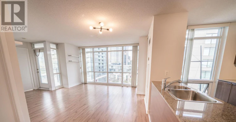 703-11 Brunel Court, Toronto, ON, M5V 3Y3