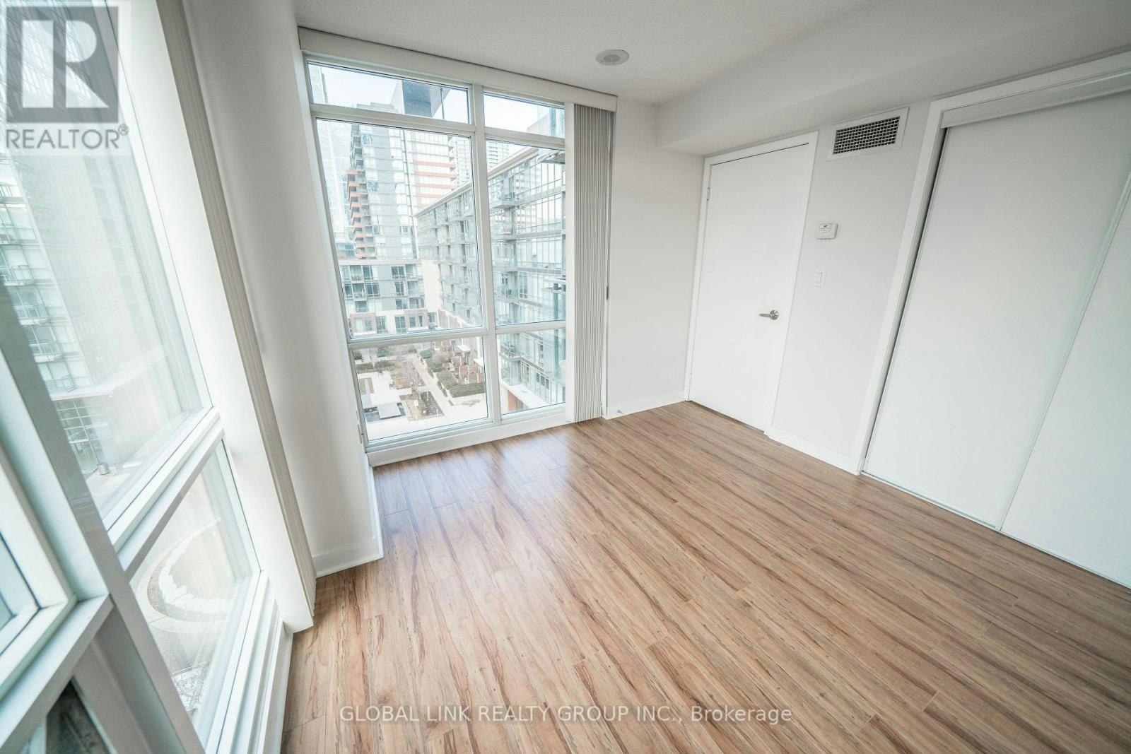 703-11 Brunel Court, Toronto, ON, M5V 3Y3 - 12