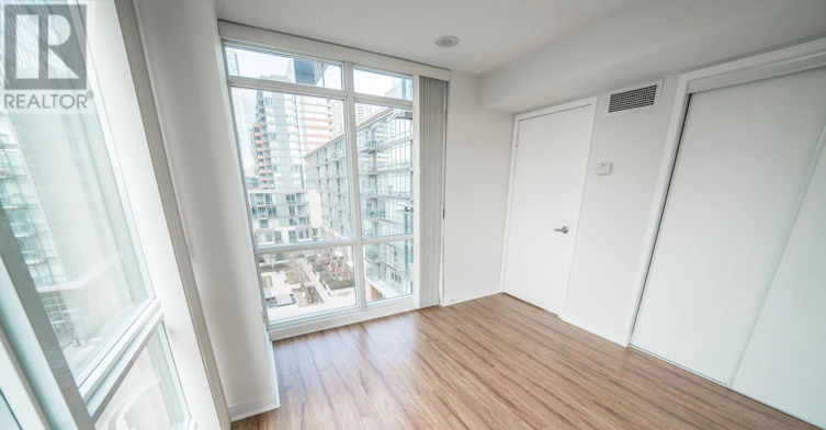 703-11 Brunel Court, Toronto, ON, M5V 3Y3 - 12