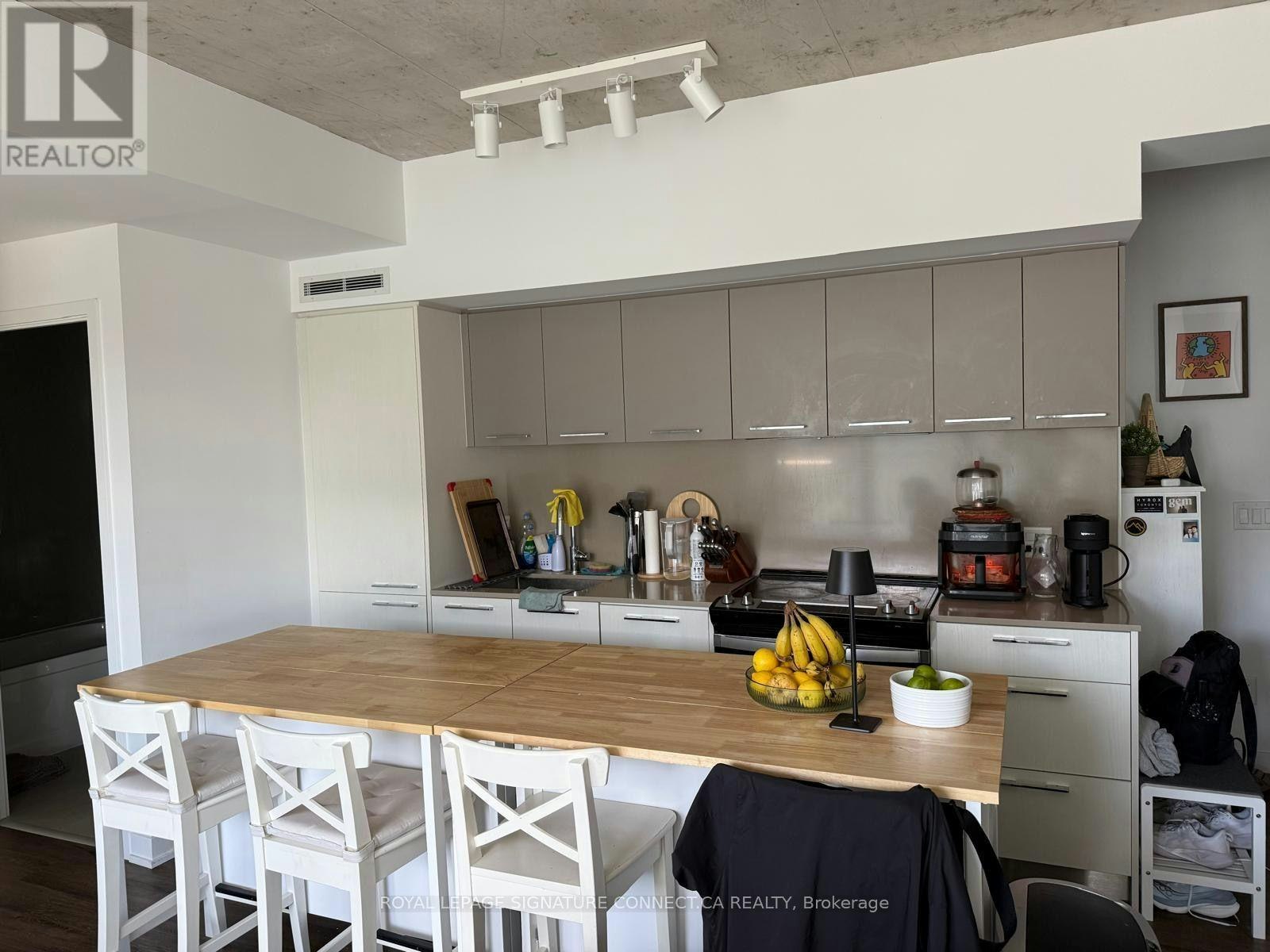 710-45 Baseball Place, Toronto, ON, M4M 0H1 - 3