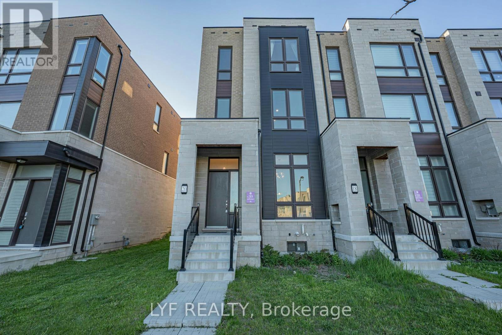 20 Lord Melborne Street, Markham, ON, L6C 0Z5