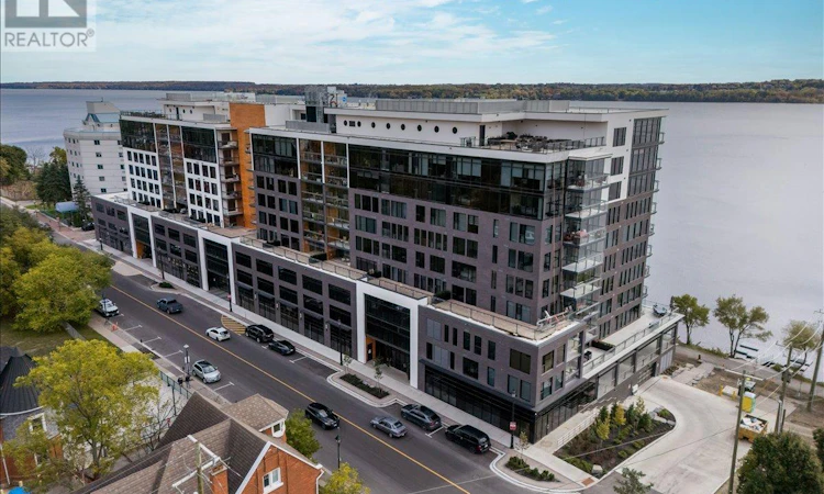 714-185 Dunlop Street E