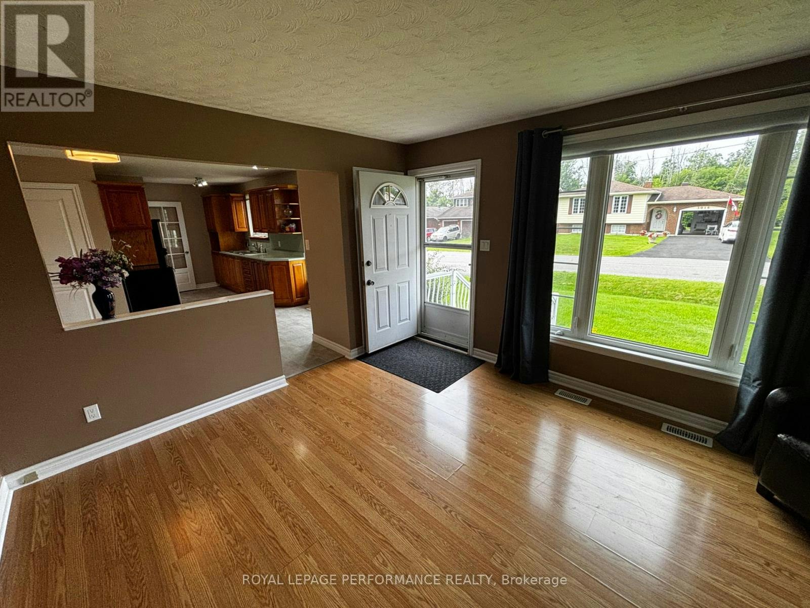 3013 Johnston Avenue, Cornwall, ON, K6K 1G8 - 4