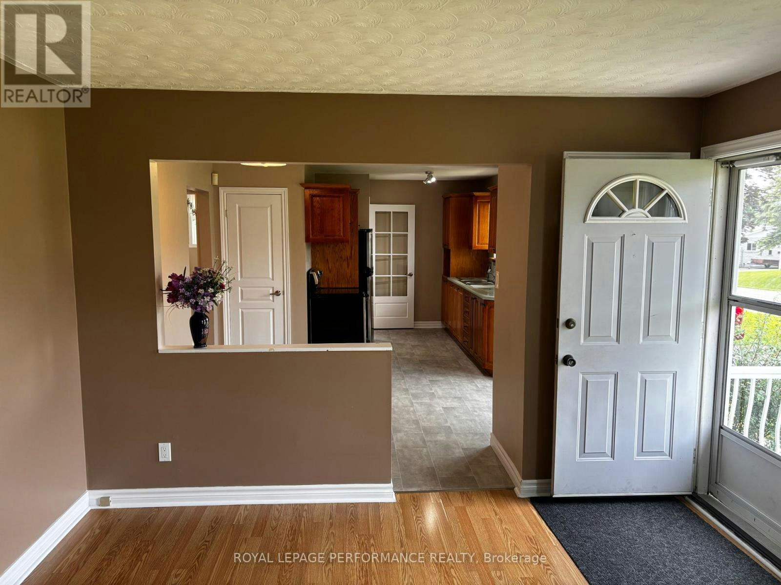 3013 Johnston Avenue, Cornwall, ON, K6K 1G8 - 3
