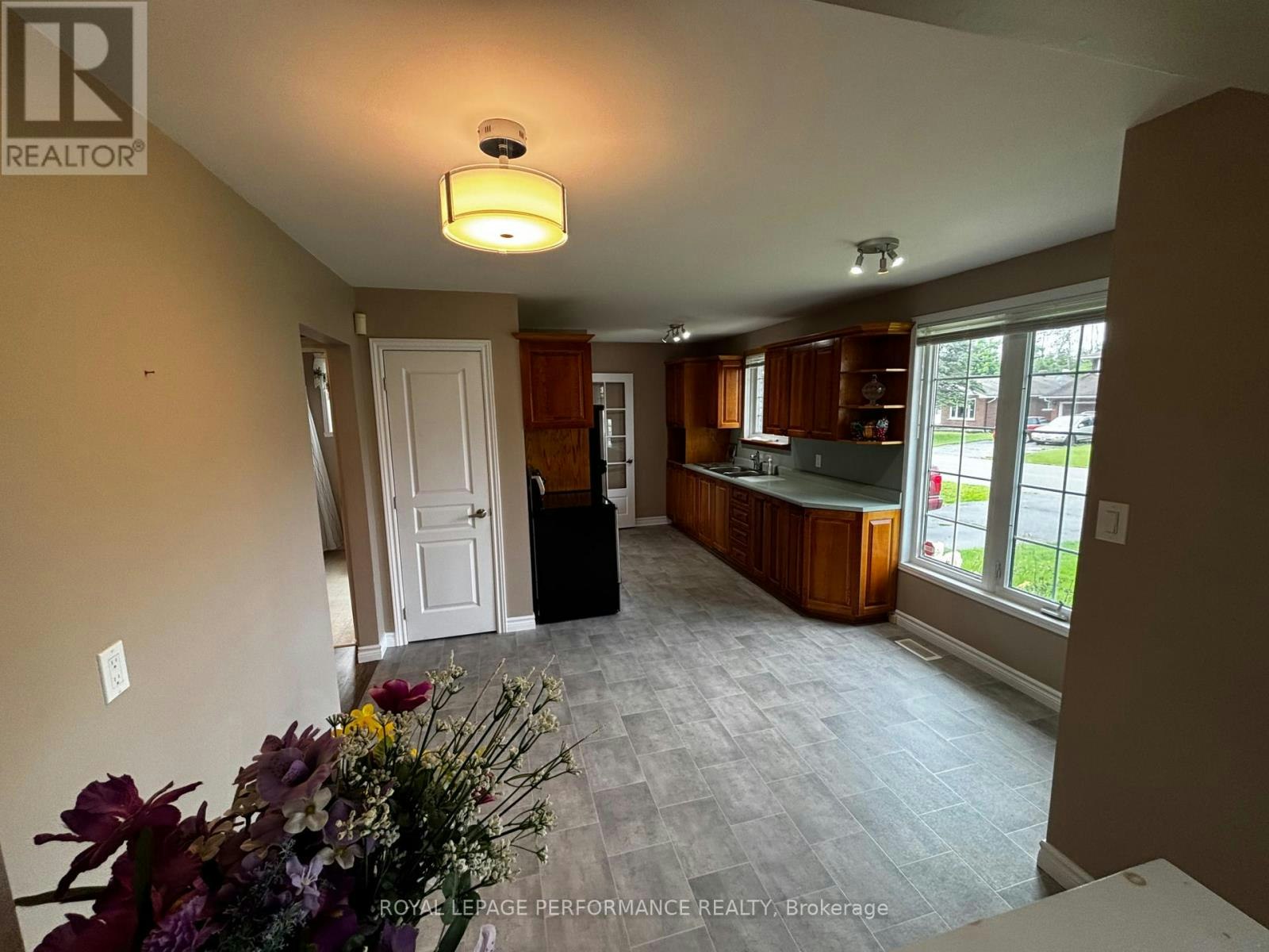 3013 Johnston Avenue, Cornwall, ON, K6K 1G8 - 5