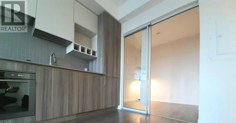 5906-898 Portage Parkway, Vaughan, ON, L4K 0J6 - 8