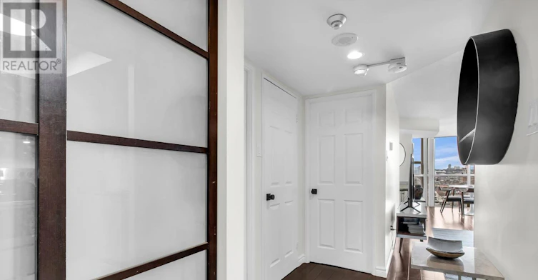 PH14-705 King Street W, Toronto, ON, M5V 2W8 - 2