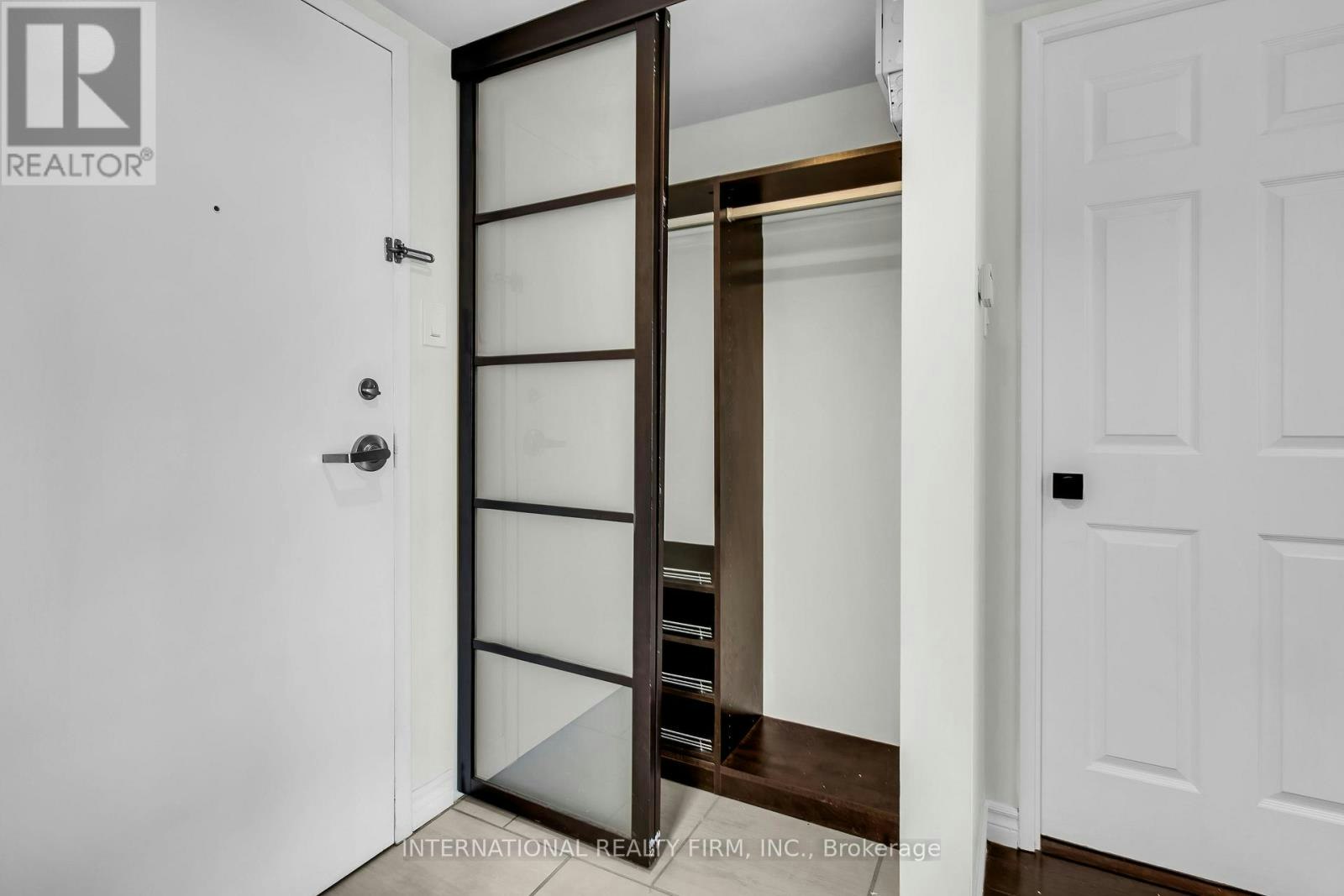 PH14-705 King Street W, Toronto, ON, M5V 2W8 - 4