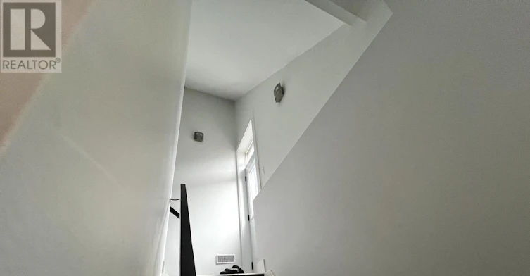 BSMT-28 Monarchdale Avenue, Toronto, ON, M6M 2S7 - 4