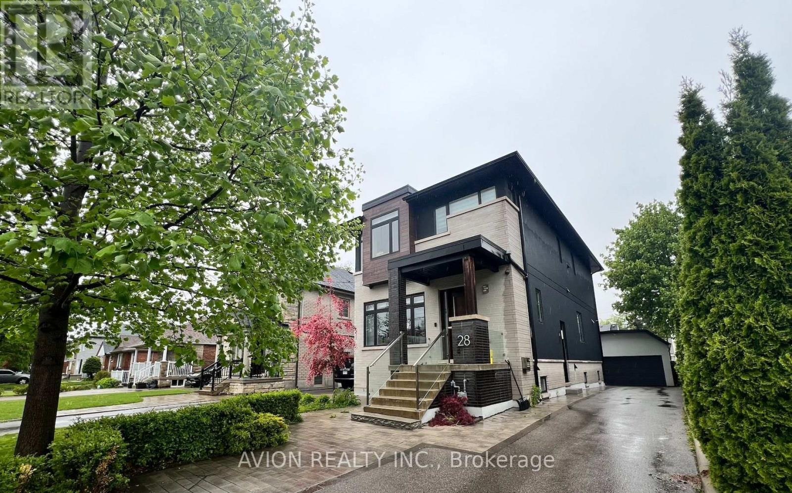 BSMT-28 Monarchdale Avenue, Toronto, ON, M6M 2S7