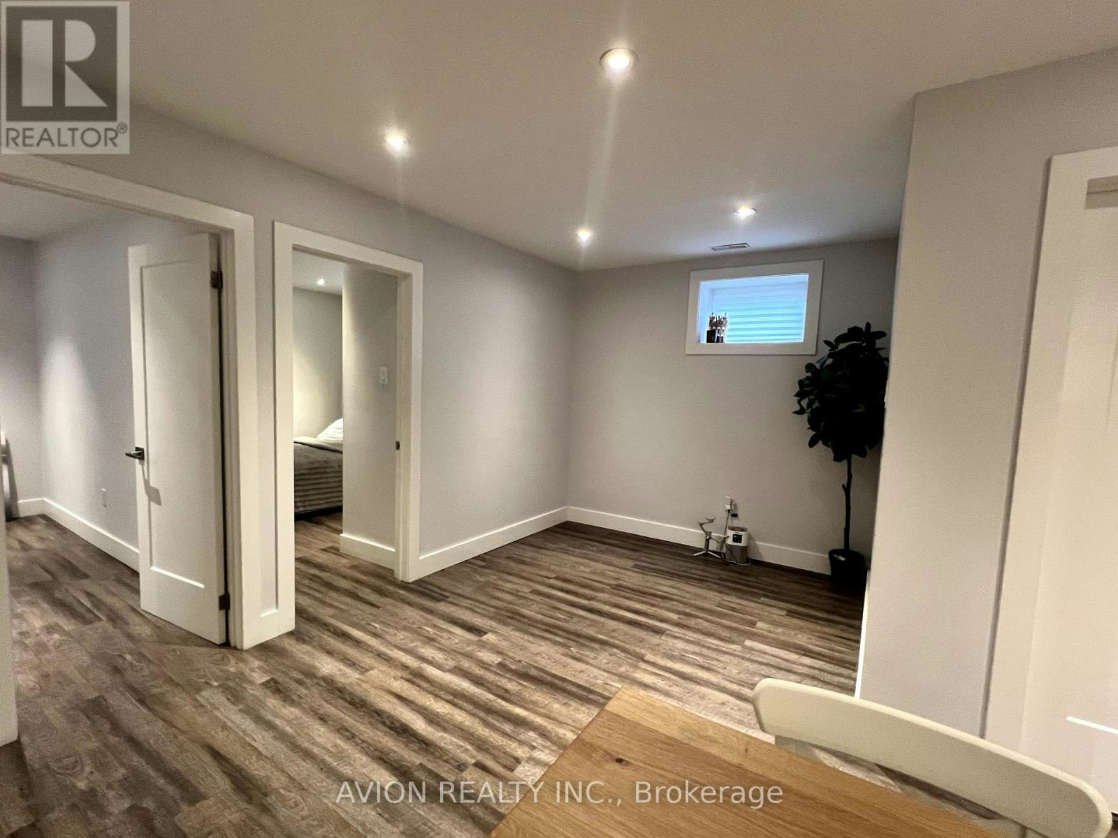 BSMT-28 Monarchdale Avenue, Toronto, ON, M6M 2S7 - 11