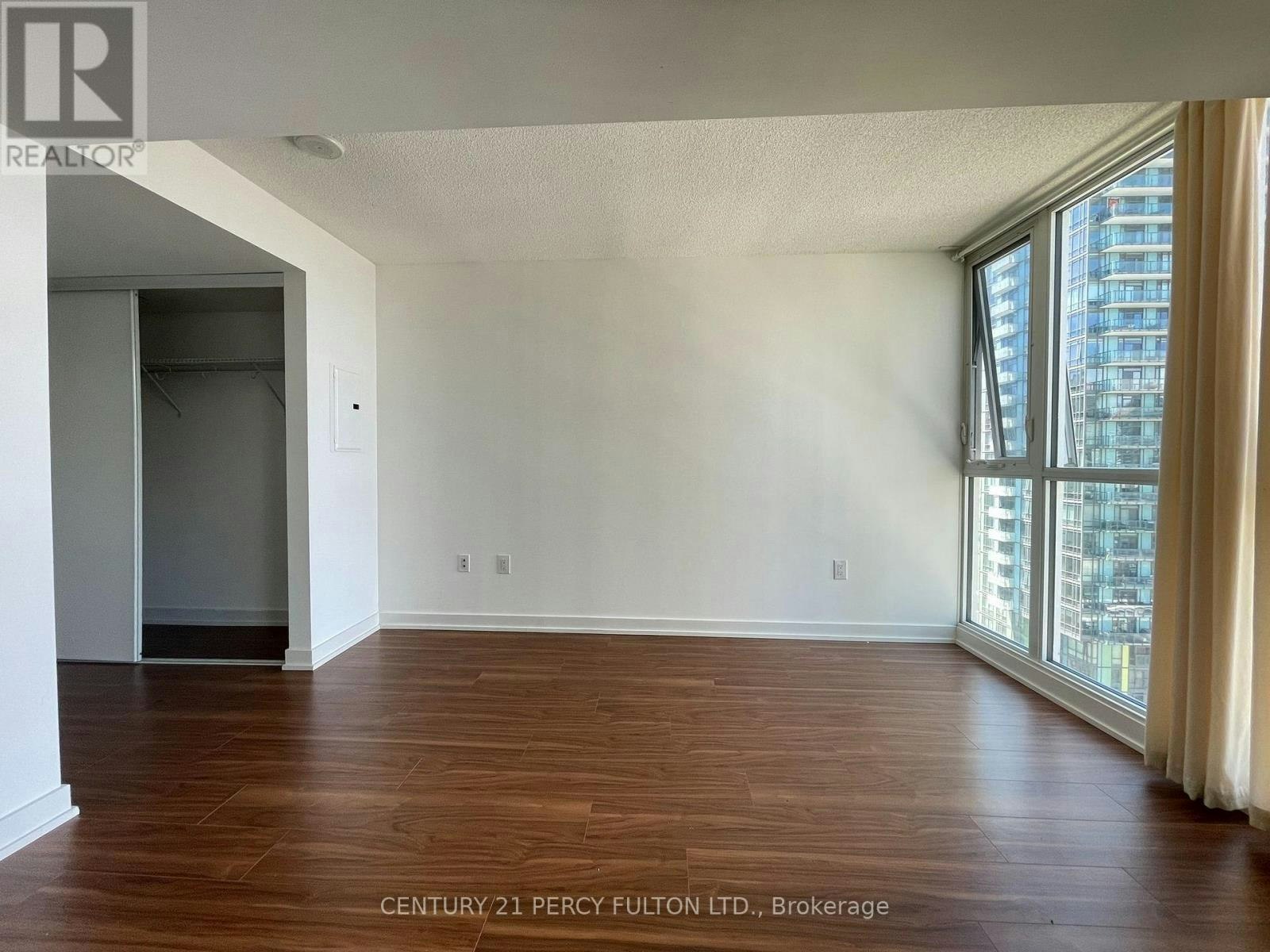 1811-85 Queens Wharf Road, Toronto, ON, M5V 0J9 - 8