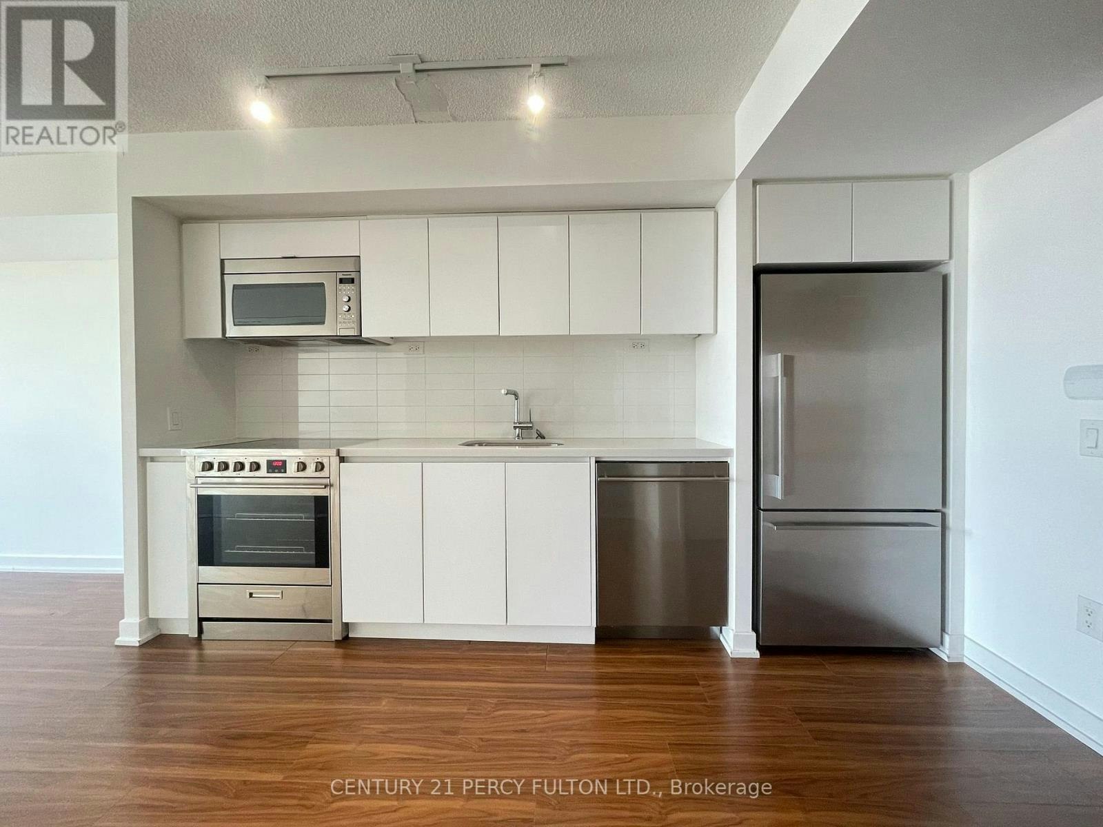1811-85 Queens Wharf Road, Toronto, ON, M5V 0J9 - 3