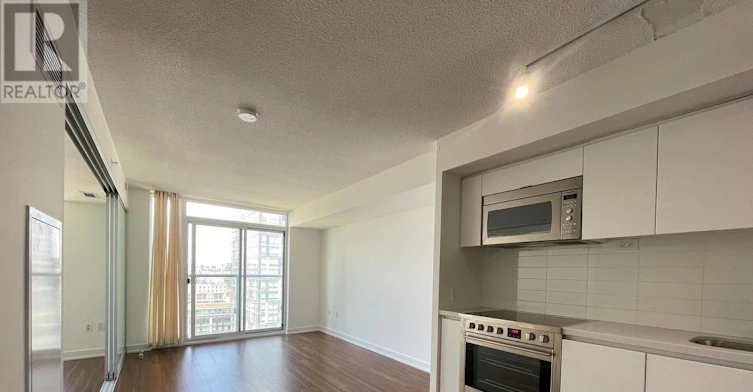 1811-85 Queens Wharf Road, Toronto, ON, M5V 0J9 - 4