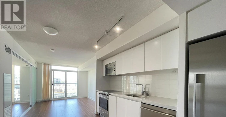 1811-85 Queens Wharf Road, Toronto, ON, M5V 0J9 - 2