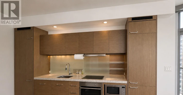 4509-45 Charles Street E, Toronto, ON, M4Y 1S2 - 3