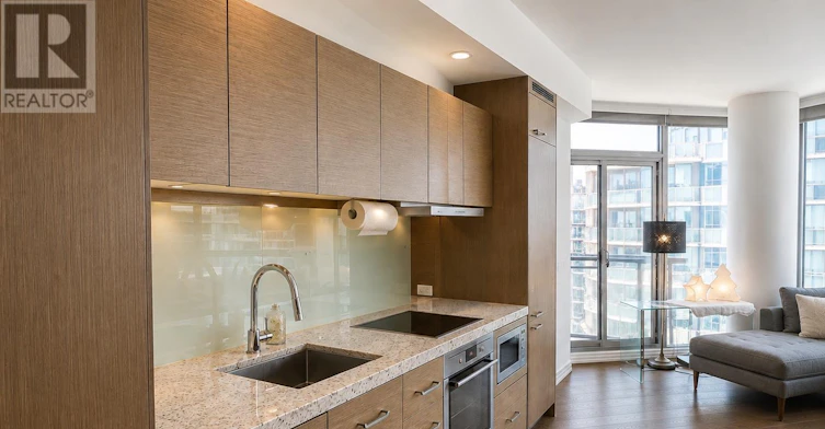 4509-45 Charles Street E, Toronto, ON, M4Y 1S2 - 4