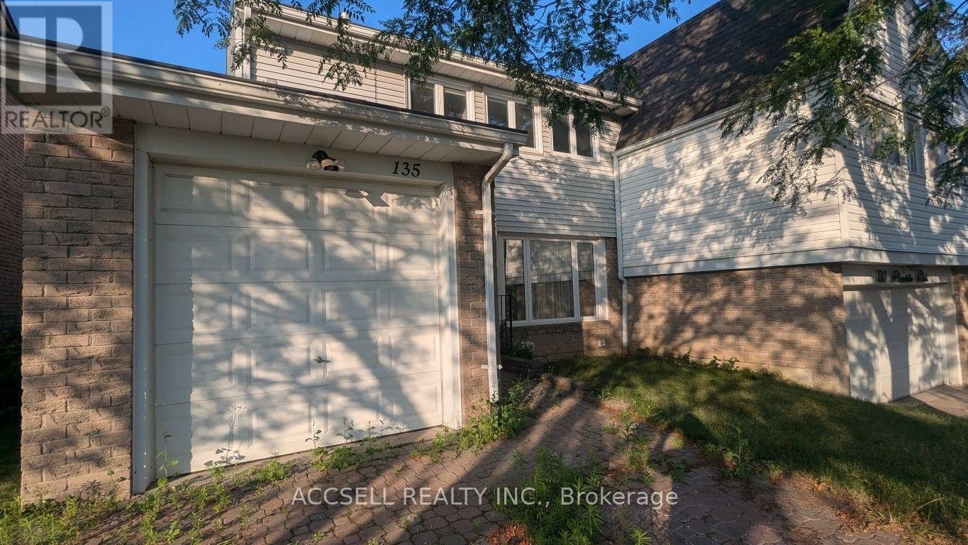 135 Placentia Boulevard, Toronto, ON, M1S 4G8