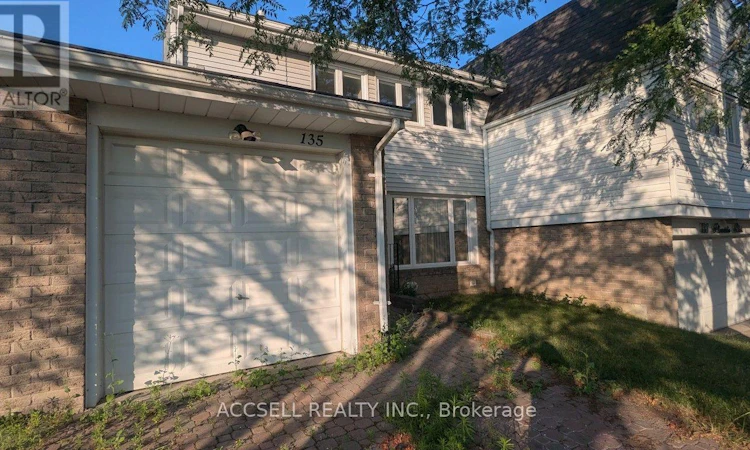 135 Placentia Boulevard