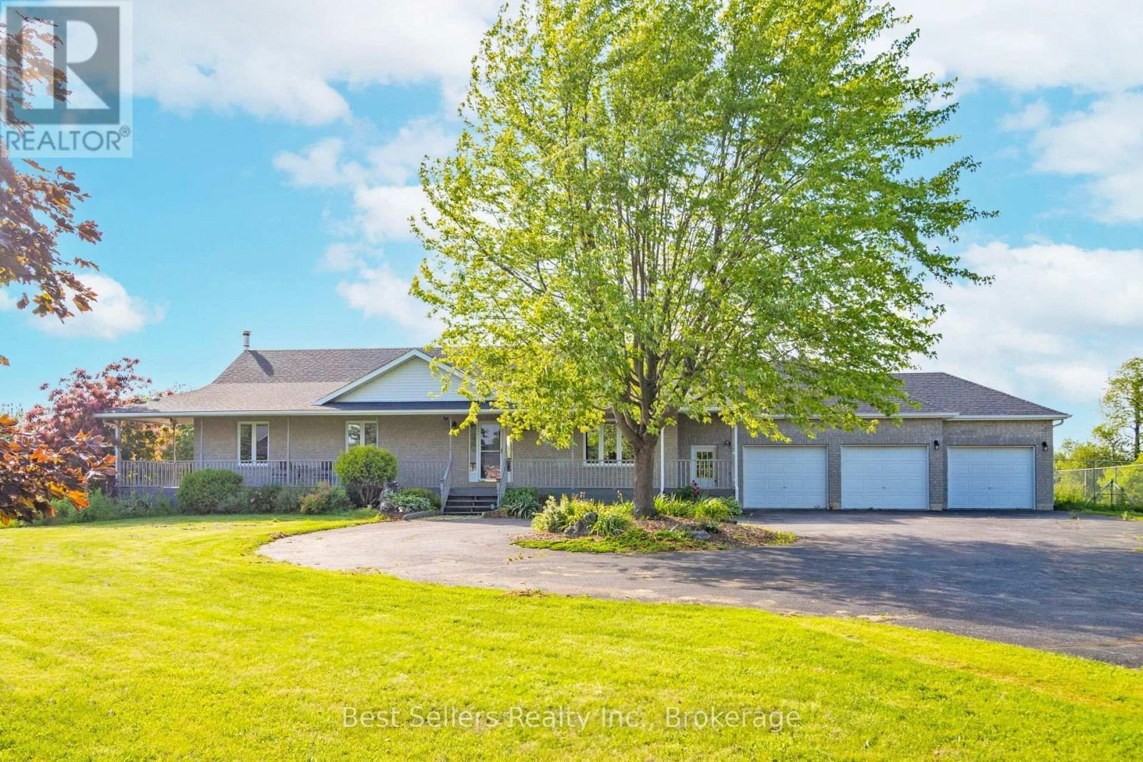 14 Pioneer Ridge Court, Essa, ON, L0L 1N0