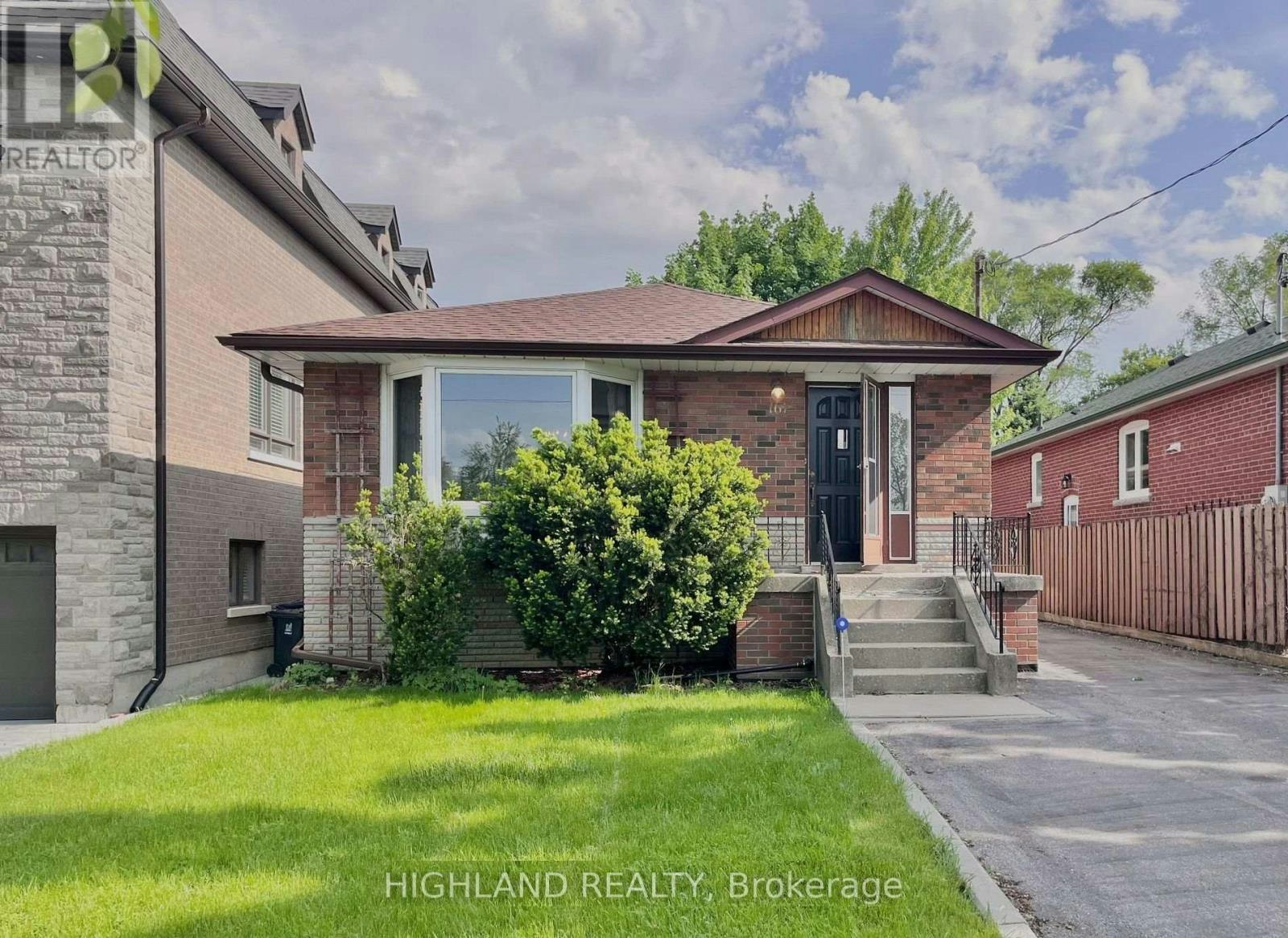 BASEMENT-167 Churchill Avenue, Toronto, ON, M2N 1Z3