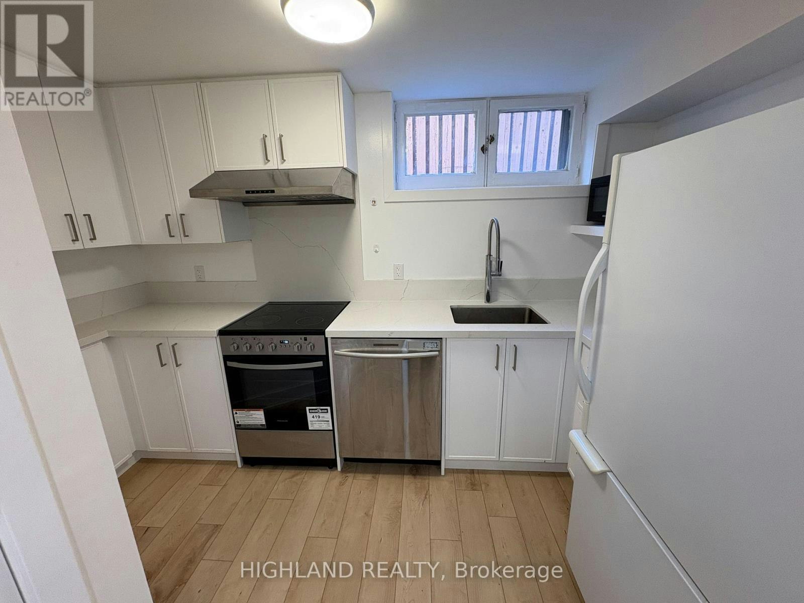 BASEMENT-167 Churchill Avenue, Toronto, ON, M2N 1Z3 - 5