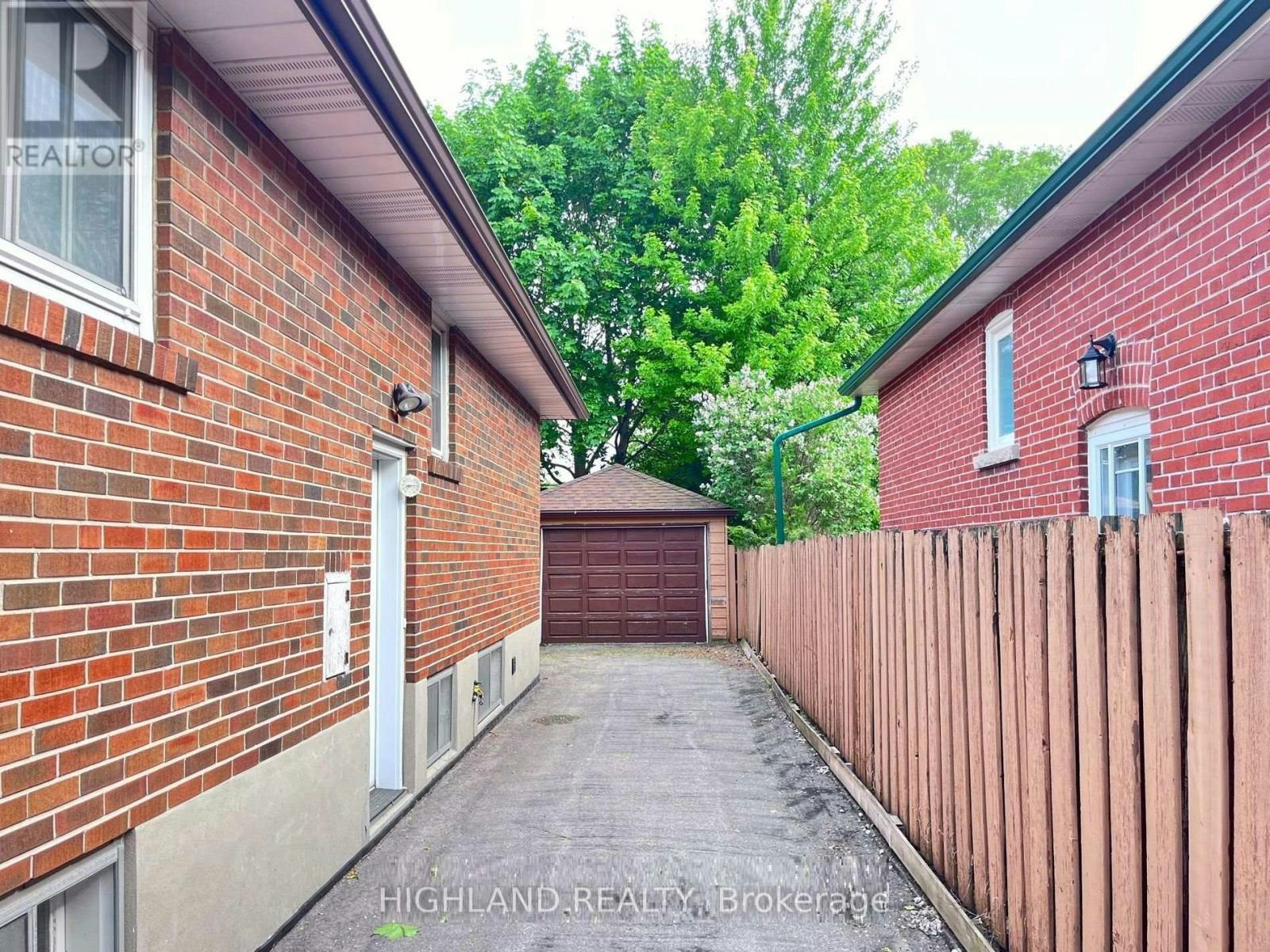 BASEMENT-167 Churchill Avenue, Toronto, ON, M2N 1Z3 - 2