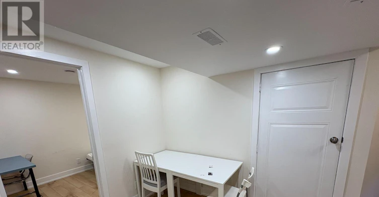 BASEMENT-167 Churchill Avenue, Toronto, ON, M2N 1Z3 - 6