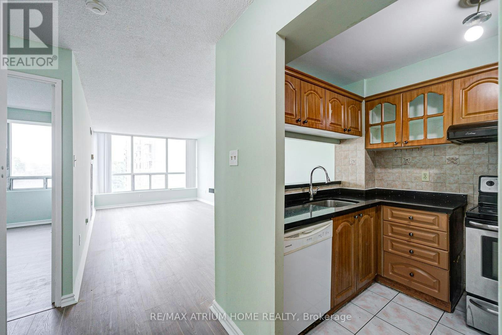 1515-3050 Ellesmere Road, Toronto, ON, M1E 5E6 - 4