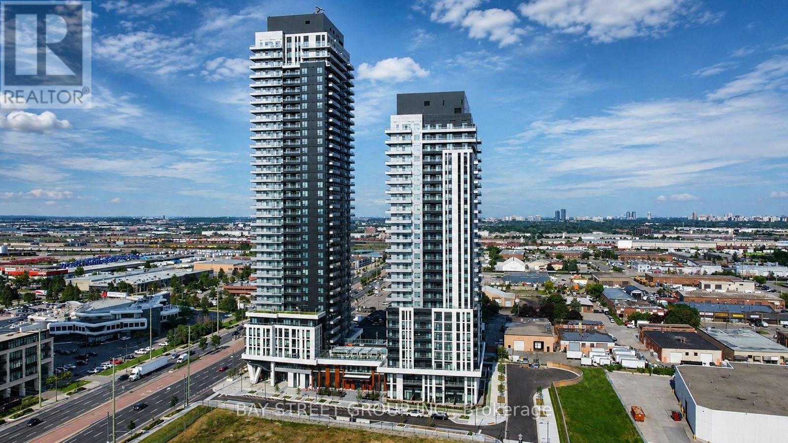 908-21 Meadowdale Road, Toronto, ON, L4K 0H6 - 2