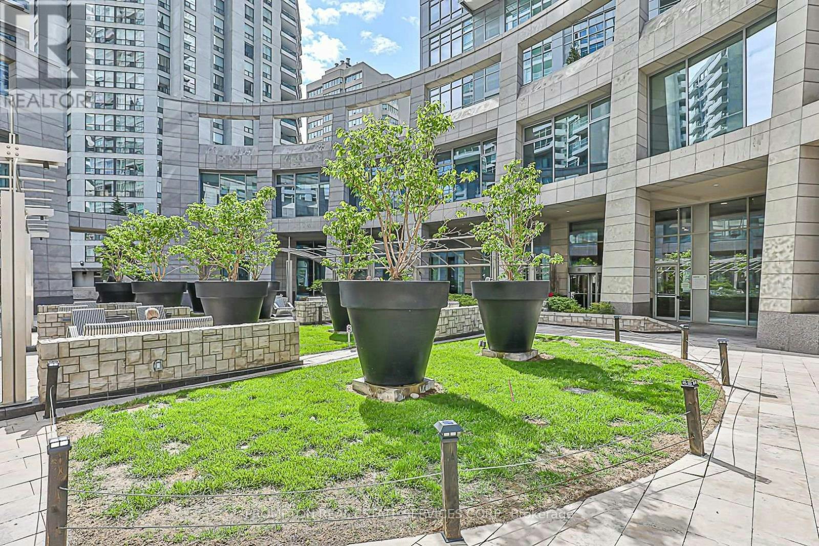 2905-2191 Yonge Street, Toronto, ON, M4S 3H8 - 3