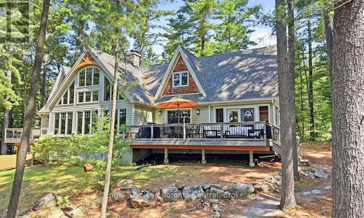 726 Browning Island