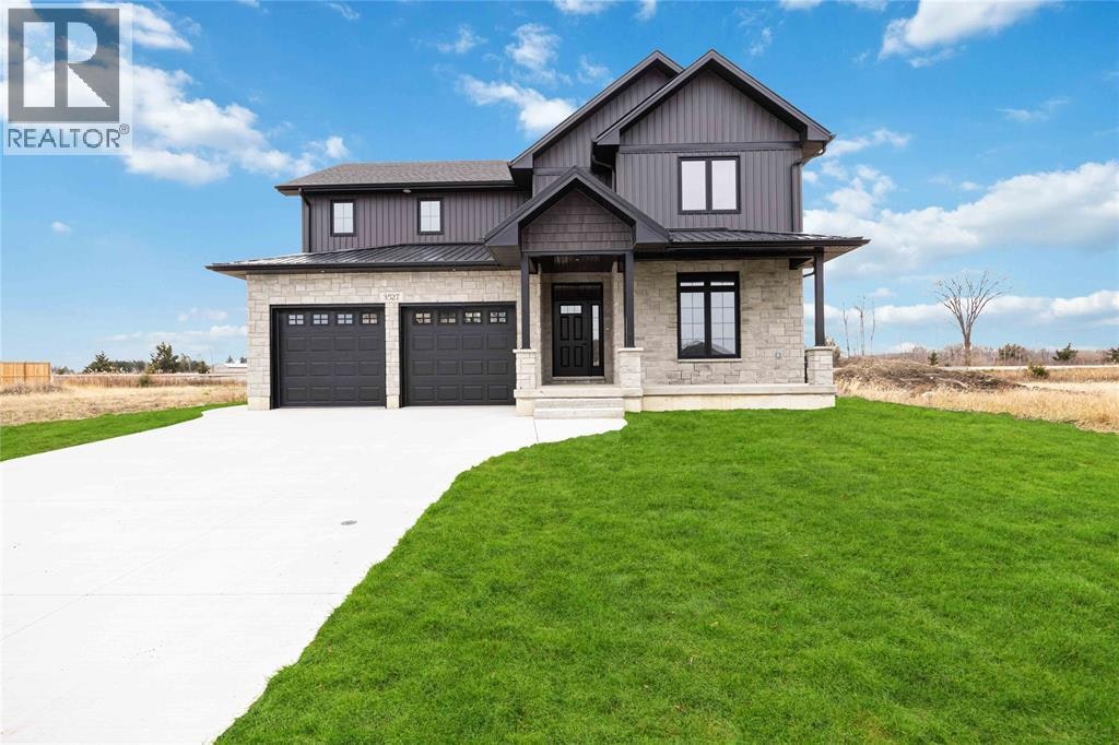 3527 Paul Crescent, Plympton-Wyoming, ON, N0N 1E0