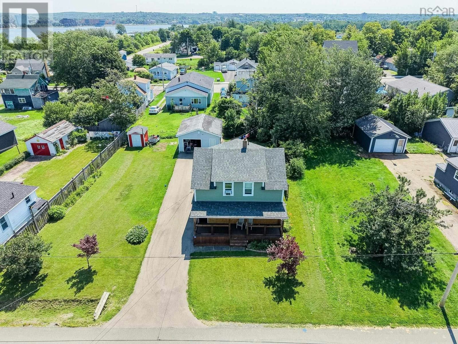 55 Monteith Avenue, Westmount, NS, B1R 1K3