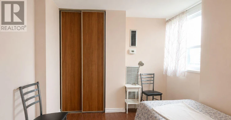 1709 Bedroom 45 Silver Springs Boulevard, Toronto, ON, M1V 1R2 - 4