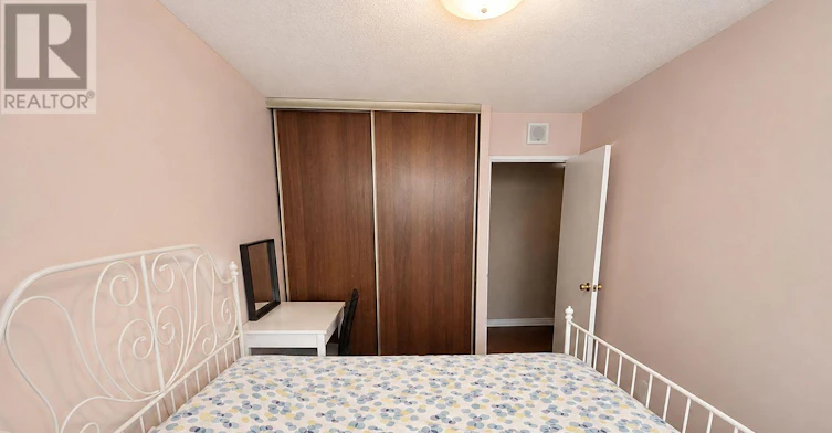 1709 Bedroom 45 Silver Springs Boulevard, Toronto, ON, M1V 1R2 - 2