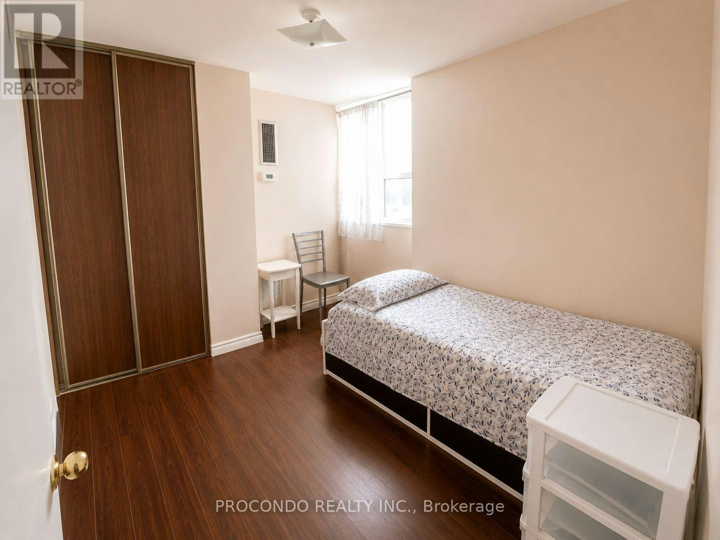 1709 Bedroom 45 Silver Springs Boulevard, Toronto, ON, M1V 1R2 - 6