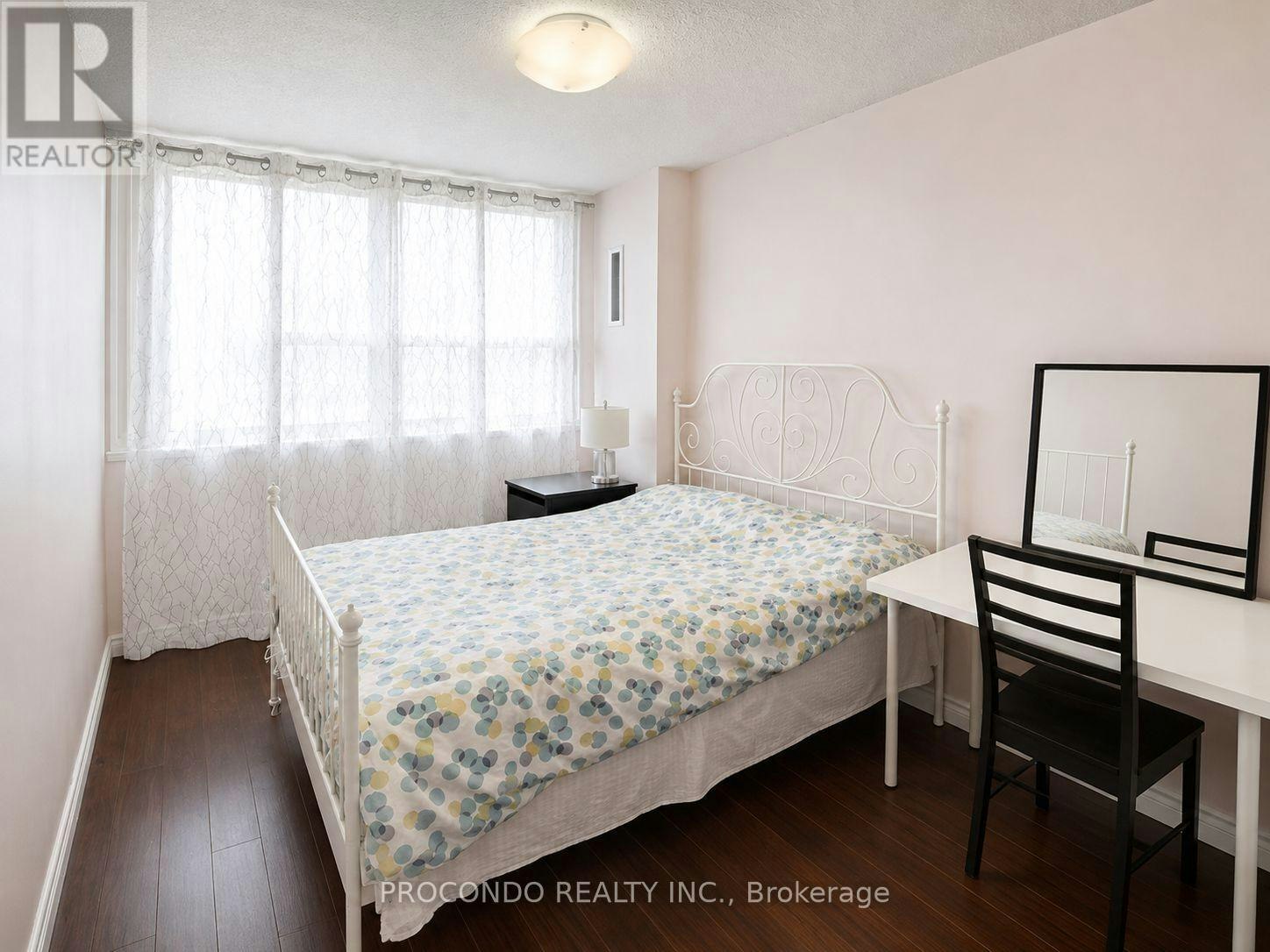 1709 Bedroom 45 Silver Springs Boulevard, Toronto, ON, M1V 1R2