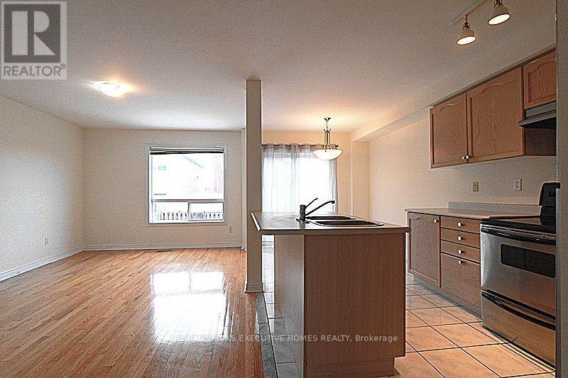 4885 James Austin Drive, Mississauga, ON, L4Z 4G7 - 3