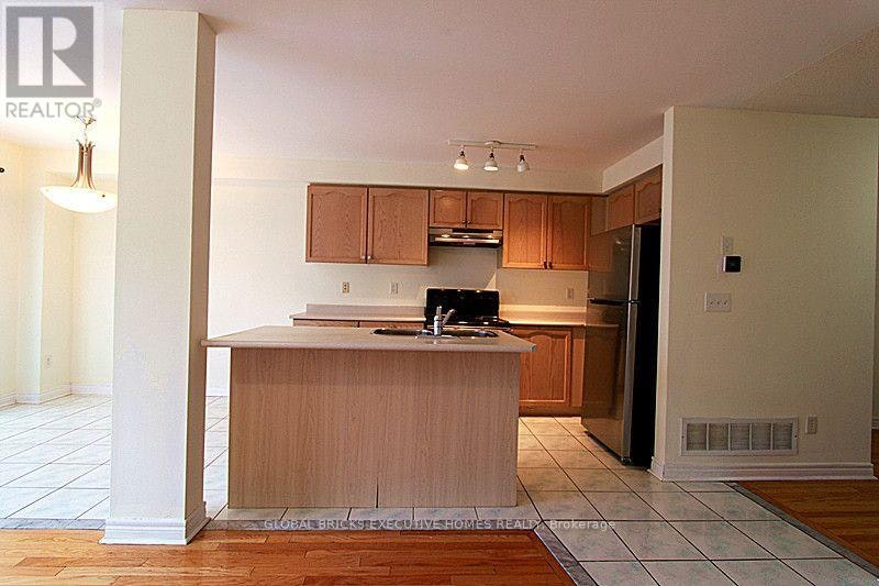 4885 James Austin Drive, Mississauga, ON, L4Z 4G7 - 6