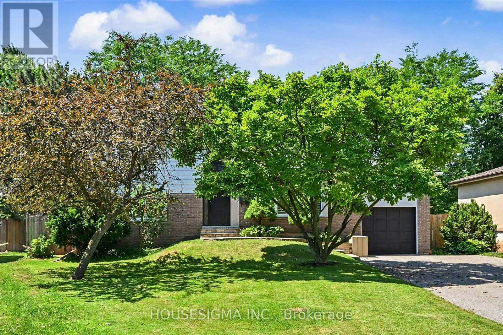444 Withnell Crescent, Oakville, ON, L6L 3L9 - 3